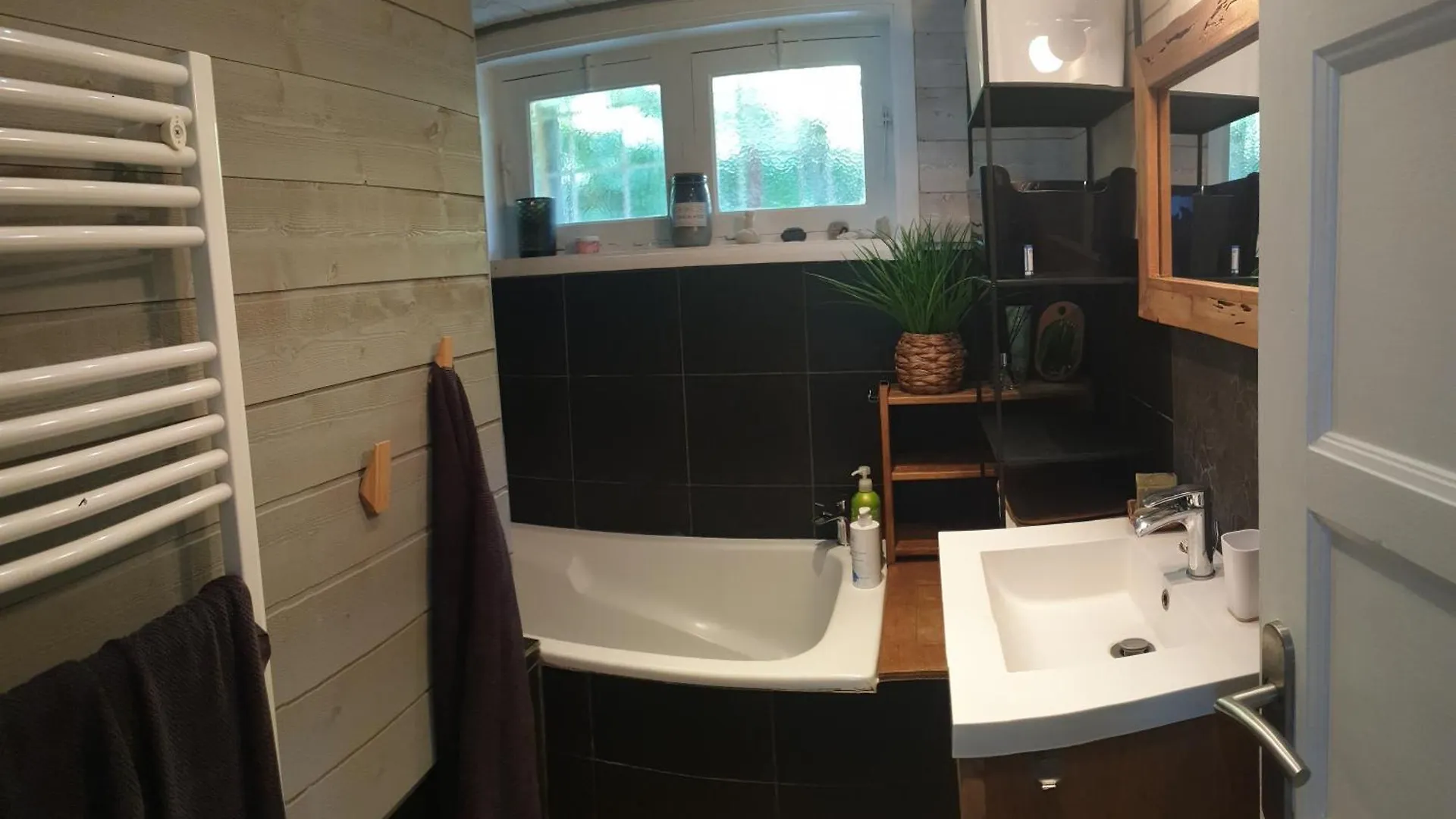 Holiday home La Maison Du Lac Tresserve